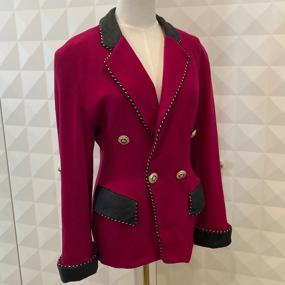 Bestini Paris Couture Vintage Double-Breasted Blazer Fuchsia Gold Medusa Buttons